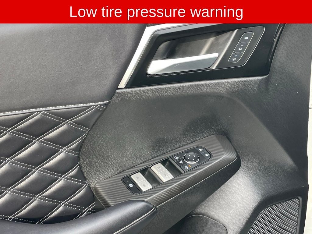 2024 Mitsubishi Outlander PHEV SEL