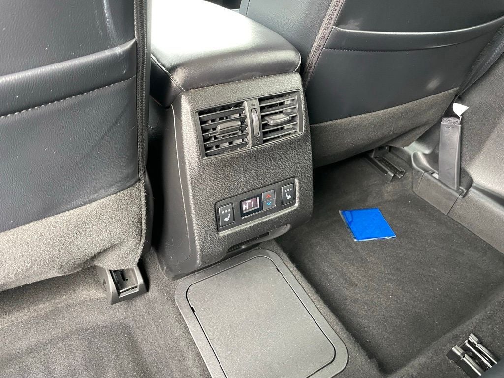 2024 Mitsubishi Outlander PHEV SEL