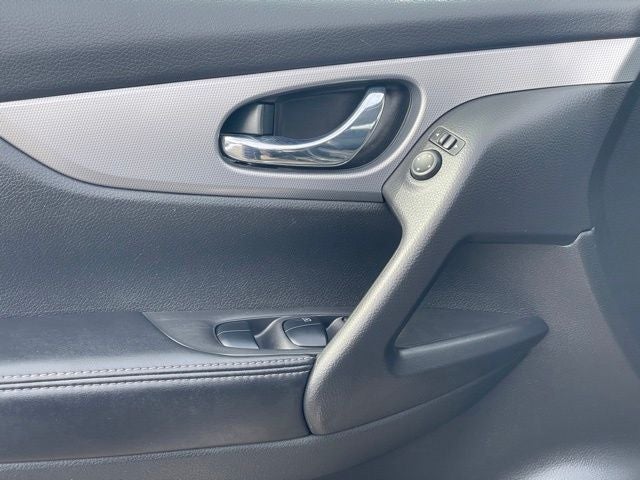 2021 Nissan Rogue Sport SL