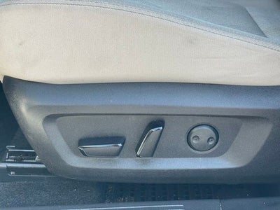 2023 Nissan Rogue SV with Cloth Seating