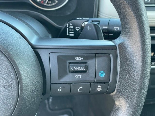 2023 Nissan Rogue SV with Cloth Seating