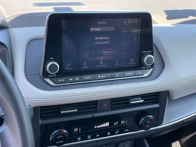 2023 Nissan Rogue SV with Cloth Seating