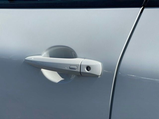 2023 Nissan Rogue SV with Cloth Seating