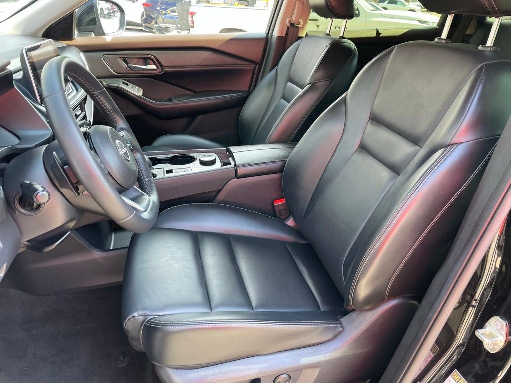 2023 Nissan Rogue SV Midnight & Premium Pkgs