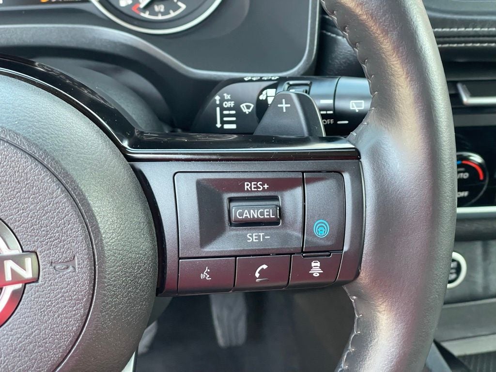 2023 Nissan Rogue SV Midnight/Premium