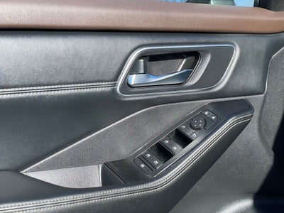 2023 Nissan Rogue SV Premium Package