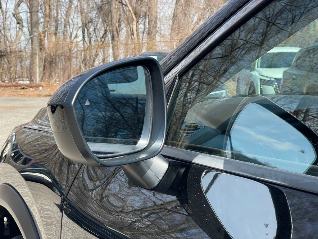 2023 Nissan Rogue SV Midnight Premium Packages