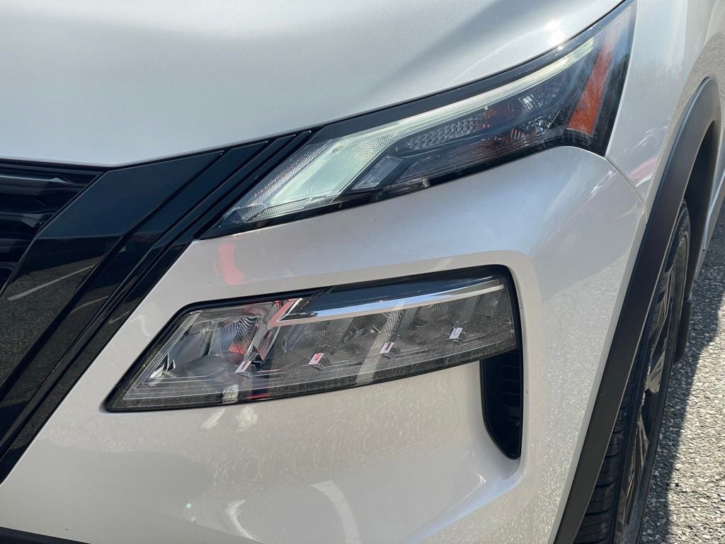 2023 Nissan Rogue SV Midnight Premium
