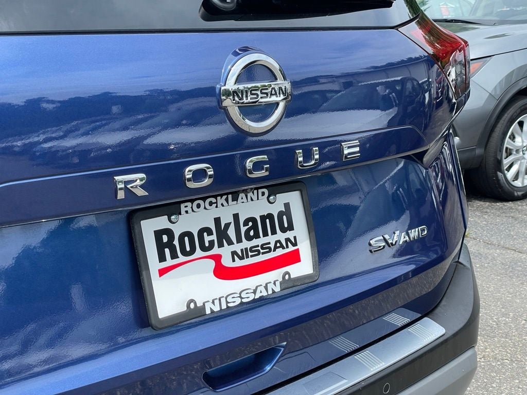2023 Nissan Rogue SV Cloth Seats