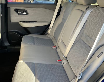2023 Nissan Rogue SV Cloth Seats