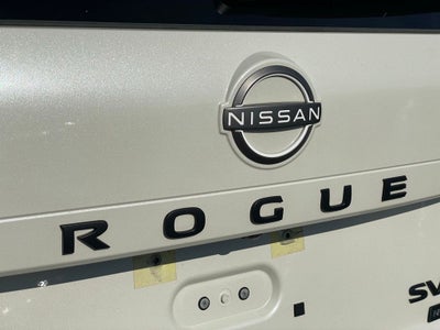2023 Nissan Rogue SV Midnight Edition / Premium Pkg