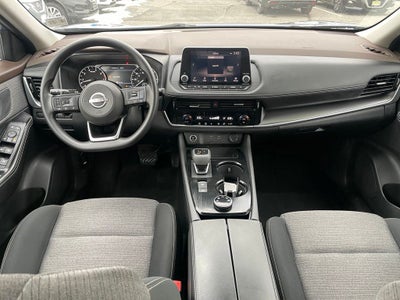 2023 Nissan Rogue SV !