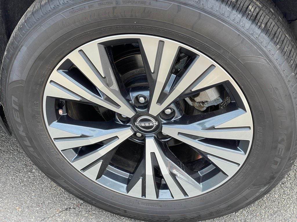 2023 Nissan Rogue SV !