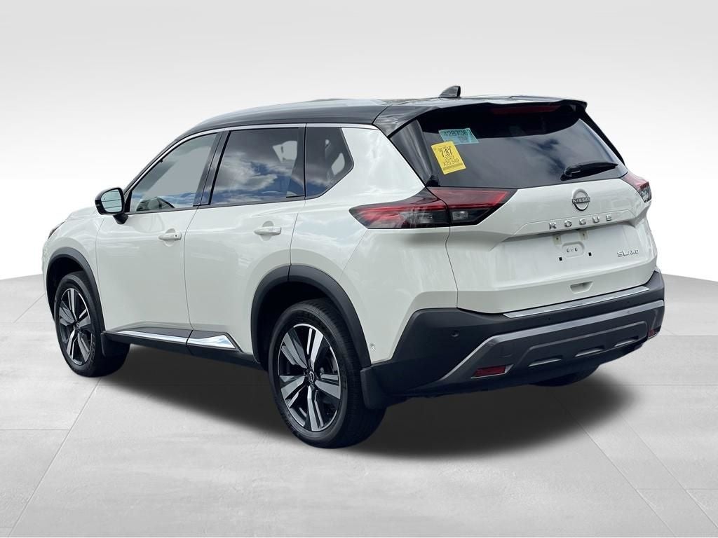 2023 Nissan Rogue SL Two-Tone