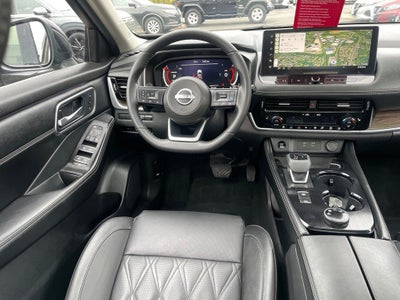 2024 Nissan Rogue Platinum