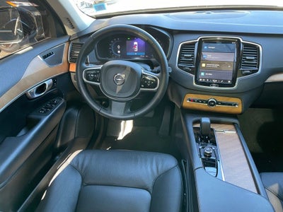 2024 Volvo XC90 B5 Plus