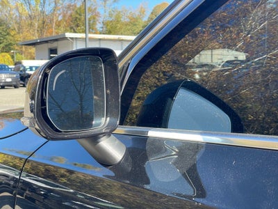 2024 Volvo XC90 B5 Plus