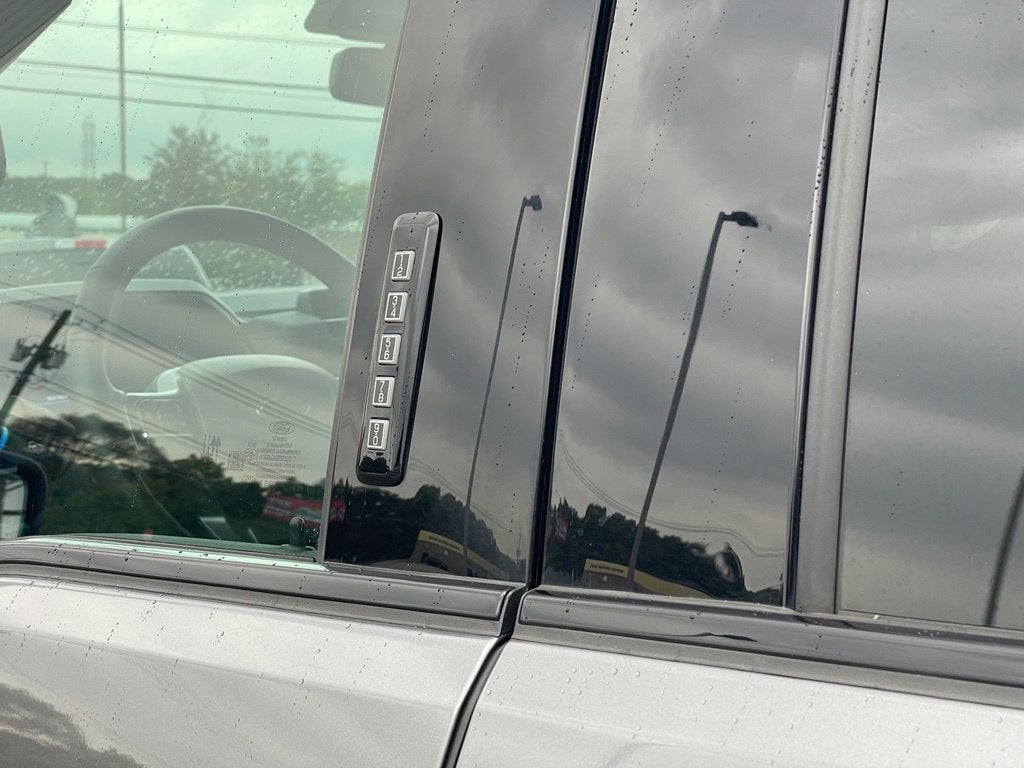 2023 Ford F-150 Lightning Pro