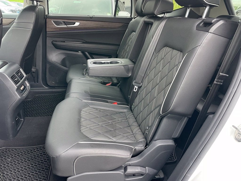 2024 Volkswagen Atlas 2.0T SEL Premium R-Line