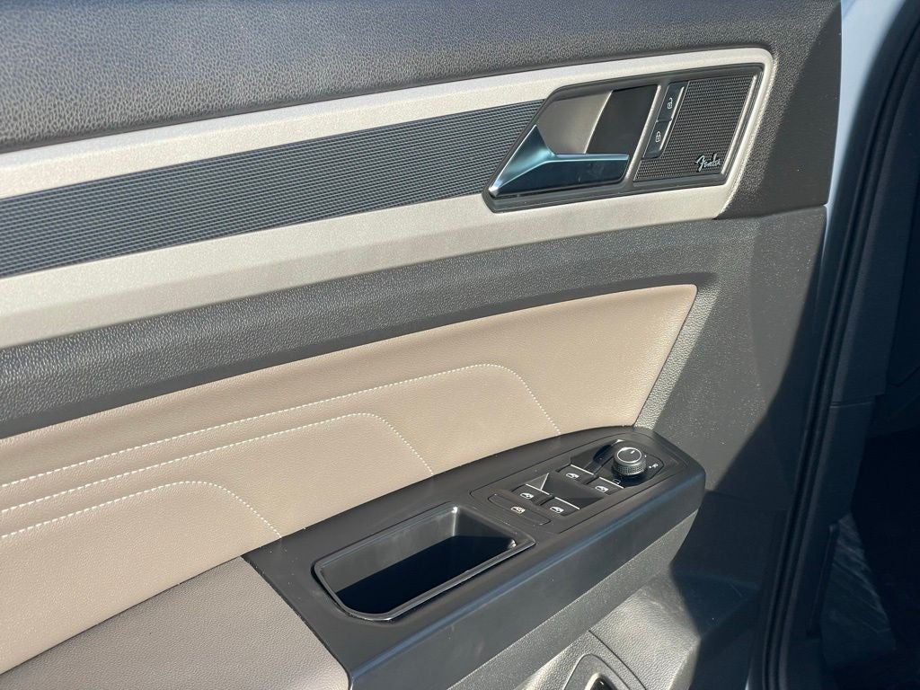 2021 Volkswagen Atlas 3.6L V6 SEL Premium R-Line