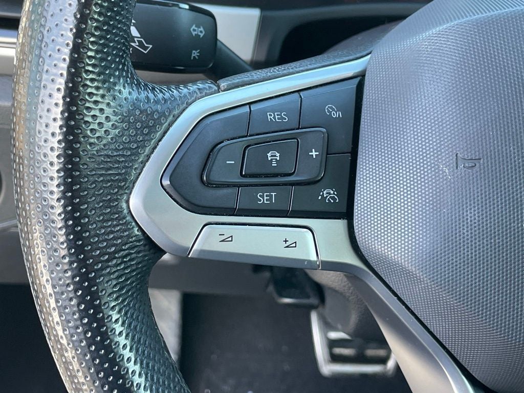 2021 Volkswagen Atlas 3.6L V6 SEL Premium R-Line