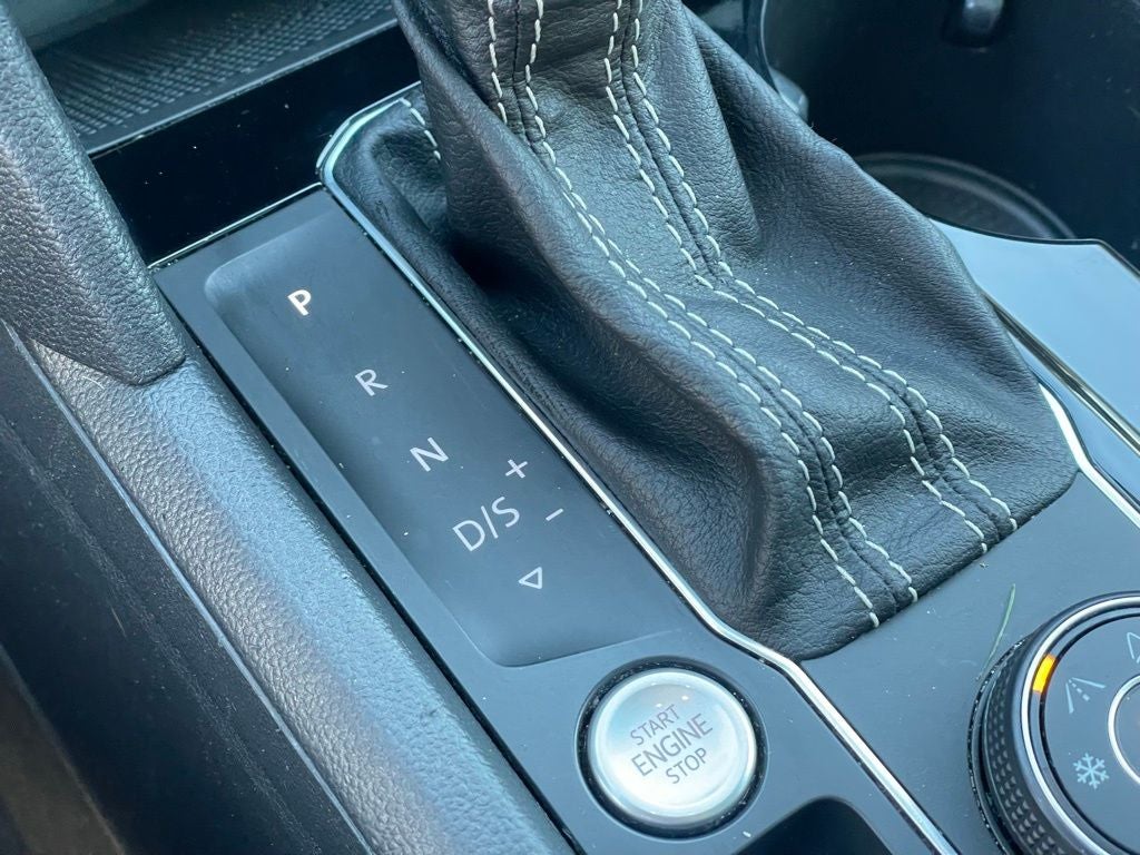 2021 Volkswagen Atlas 3.6L V6 SEL Premium R-Line