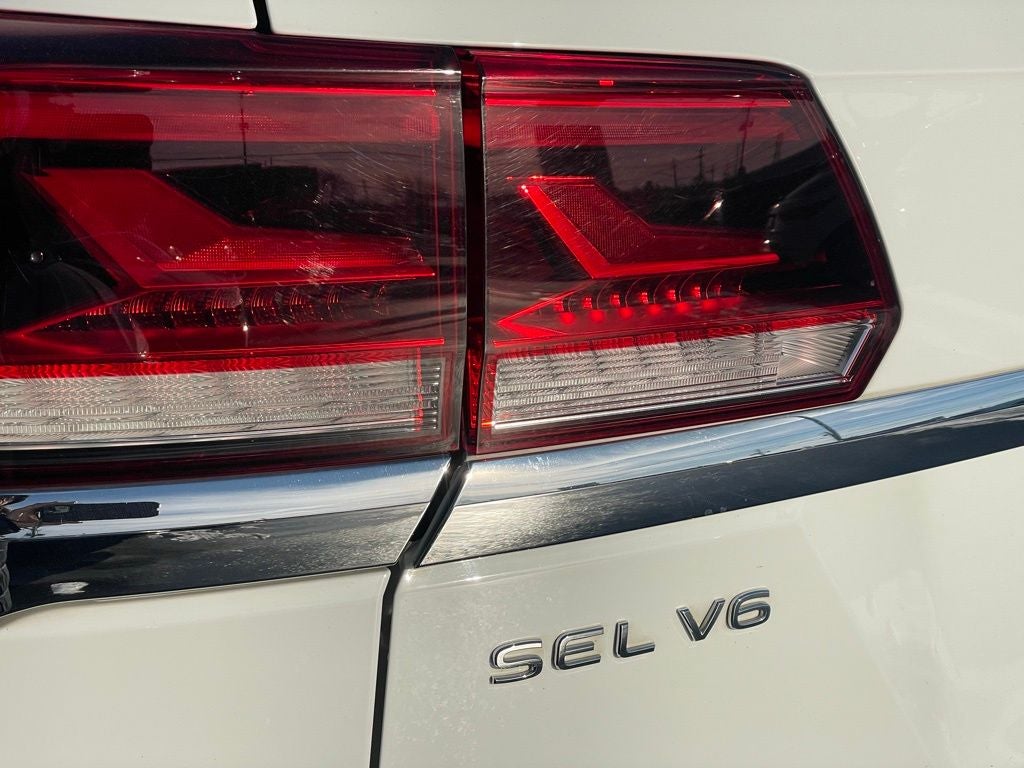 2021 Volkswagen Atlas 3.6L V6 SEL Premium R-Line