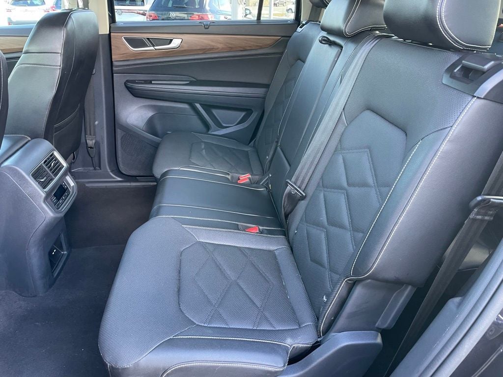 2024 Volkswagen Atlas 2.0T SE w/Technology