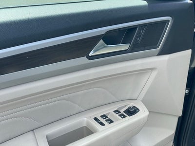 2023 Volkswagen Atlas 2.0T SE