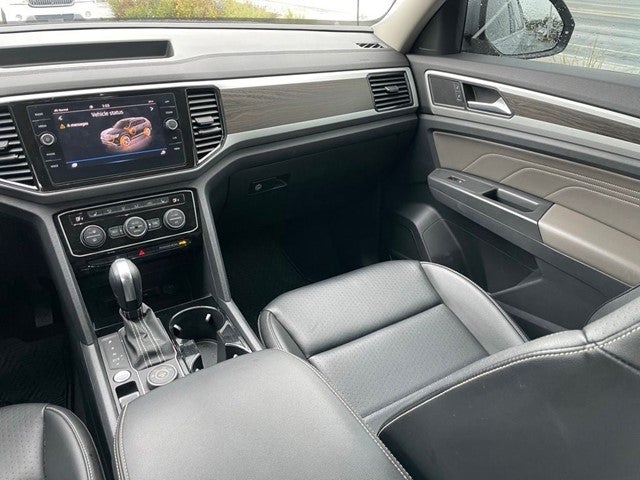 2023 Volkswagen Atlas Cross Sport 2.0T SEL R-Line