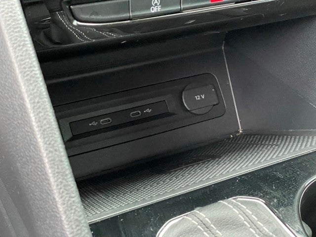 2023 Volkswagen Atlas Cross Sport 2.0T SEL R-Line