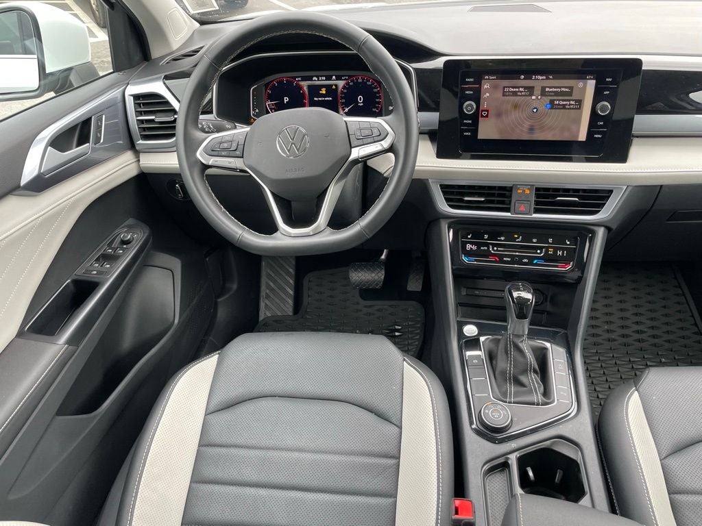 2025 Volkswagen Taos 1.5T SEL