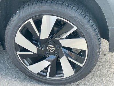 2024 Volkswagen Taos 1.5T SEL