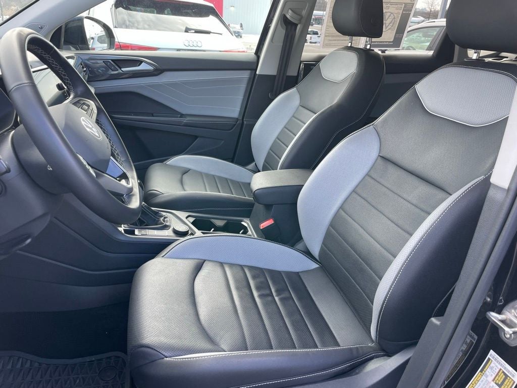 2024 Volkswagen Taos 1.5T SEL