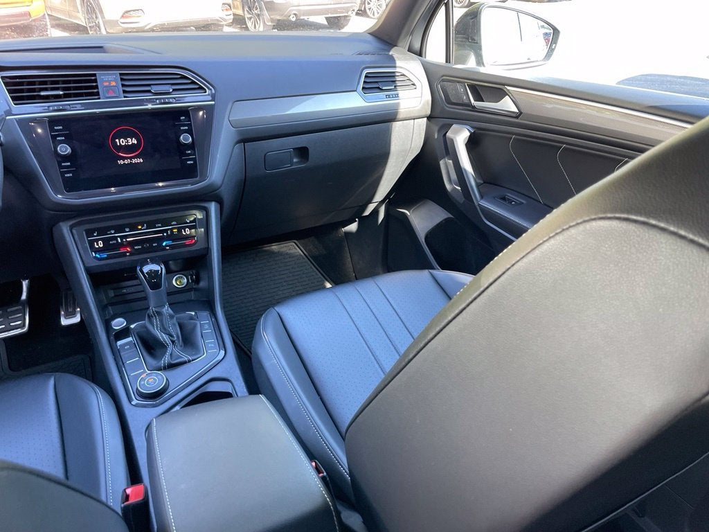 2024 Volkswagen Tiguan 2.0T SE R-Line Black