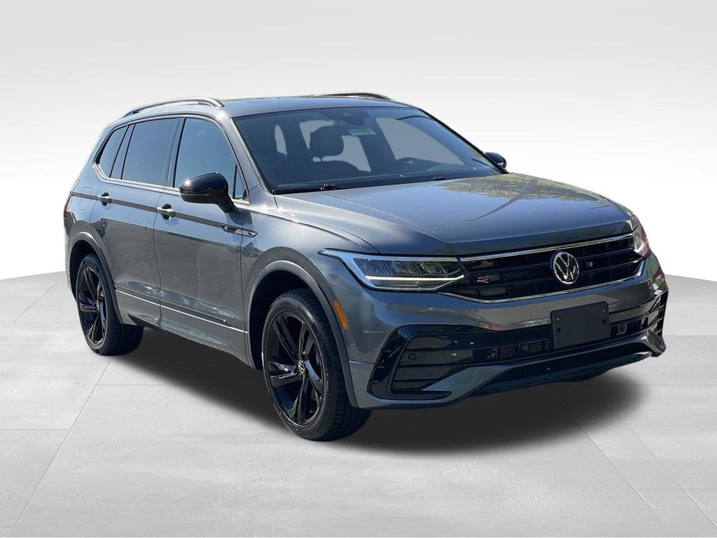 2024 Volkswagen Tiguan 2.0T SE R-Line Black