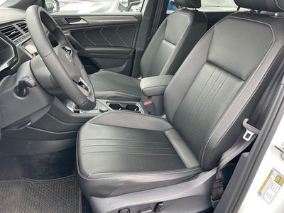 2023 Volkswagen Tiguan 2.0T SE R-Line Black