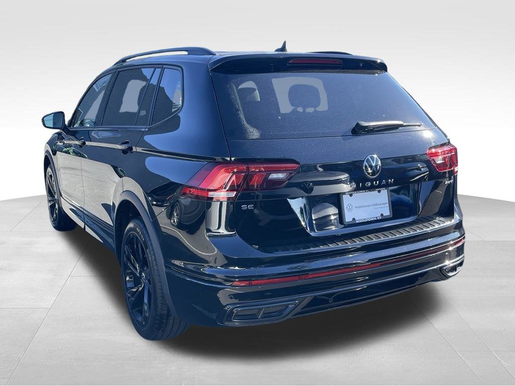 2023 Volkswagen Tiguan 2.0T SE R-Line Black