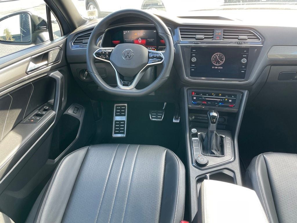 2024 Volkswagen Tiguan 2.0T SE R-Line Black