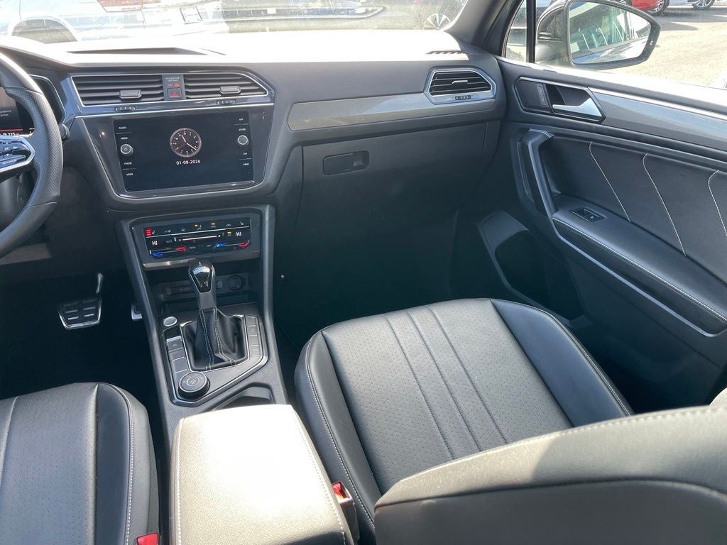 2024 Volkswagen Tiguan 2.0T SE R-Line Black