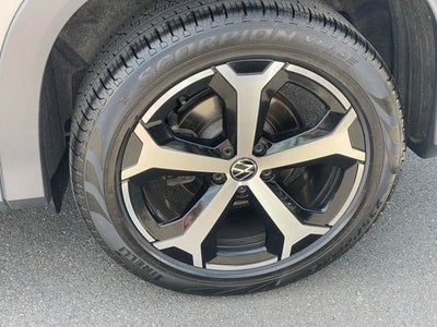 2025 Volkswagen Tiguan 2.0T SE