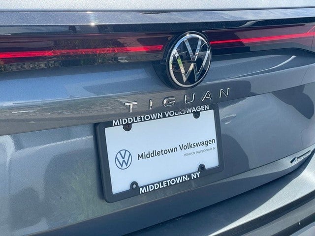 2025 Volkswagen Tiguan 2.0T SE