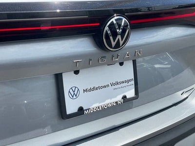 2025 Volkswagen Tiguan 2.0T SE