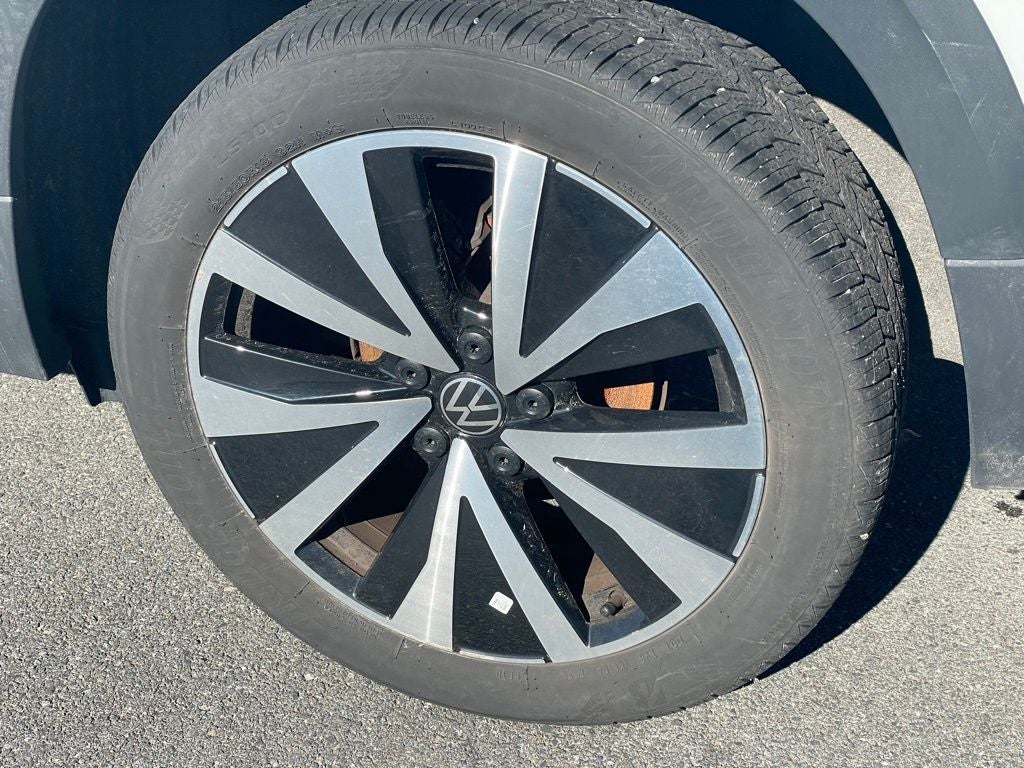 2024 Volkswagen Taos 1.5T SE