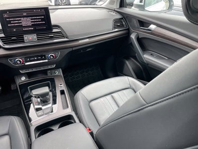 2023 Audi Q5 45 S line Premium quattro
