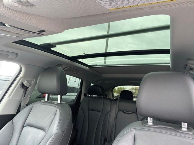 2022 Audi Q7 55 Premium Plus