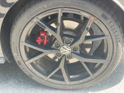 2024 Volkswagen Golf GTI Autobahn