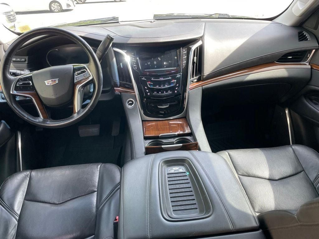 2019 Cadillac Escalade Luxury