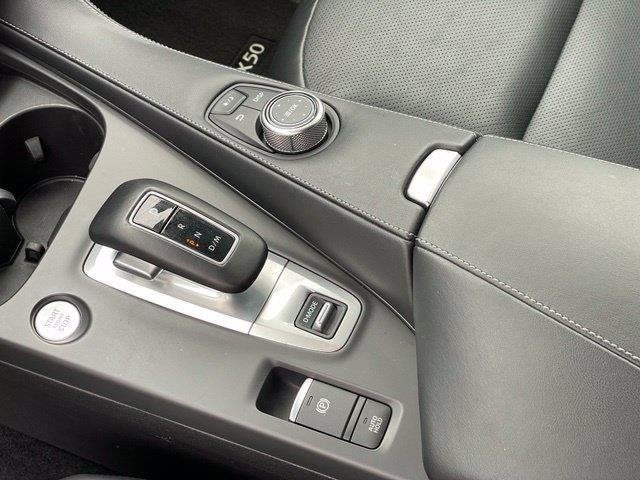 2023 INFINITI QX50 LUXE AWD