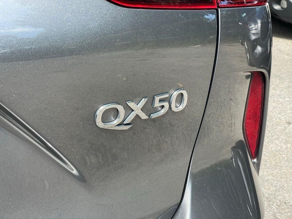 2023 INFINITI QX50 LUXE